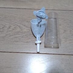 小動物の吸飲みの画像