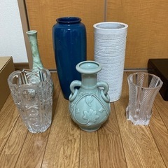 花瓶　5つ　バラでも