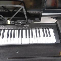 【引取先決まりました！】キーボード 鍵盤 TORTE トルテ 電子キーボード 61鍵盤 の画像