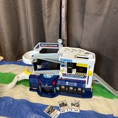 トミカ　ポリスステーションの画像