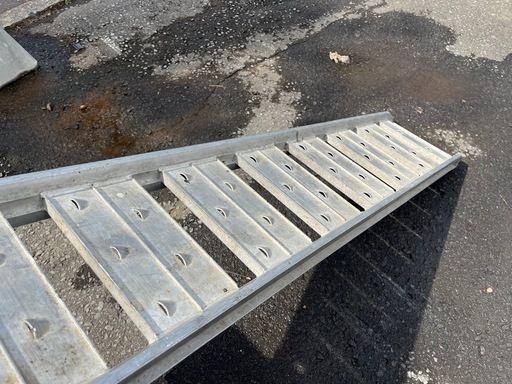 昭和ブリッジ販売 バイク搭載用 アルミブリッジ SBA 180 0.5t アルミラダー 中古品 ①