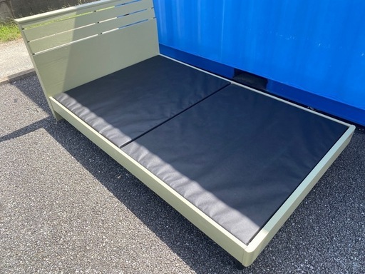 福岡市内配達無料　ドリームベッド　セミダブルベッドマットレスフレームセット