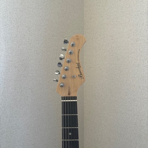 エレキギター
