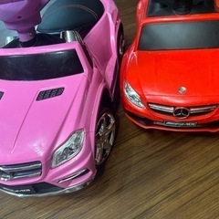 ベンツ赤　　乗用玩具の画像