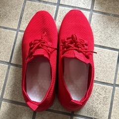 ノーメーカースニーカー