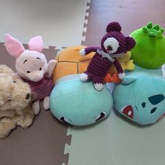 ぬいぐるみ（ゼニガメ、フシギダネ、ピグレットパペットなど）