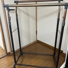 ハンガーラック　錆あり　