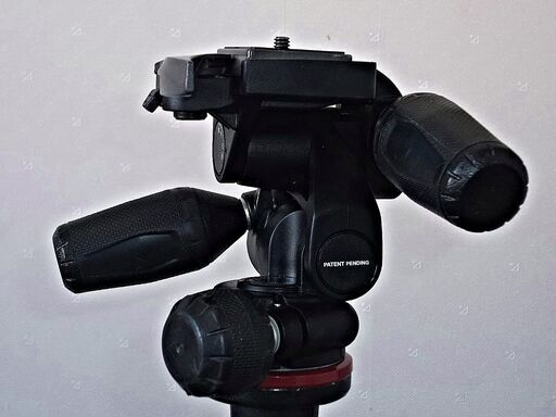 マンフロット  MT055CXPRO4 [055プロカーボン    3WAY雲台 804