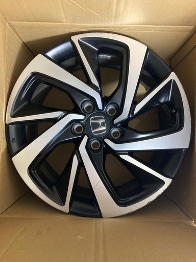 ホンダ ヴェゼル純正ホイール18インチ