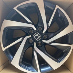 ホンダ ヴェゼル純正ホイール18インチ