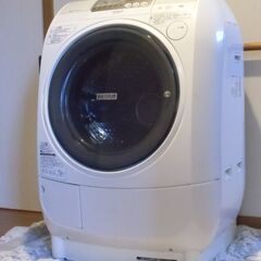 2011年製　日立 ドラム式洗濯機 BD-V1300L
