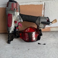 MAX 釘打ち機