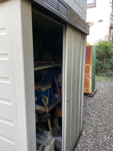 物置(内部棚有り)