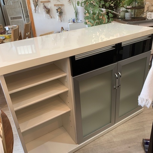 ニトリカウンター