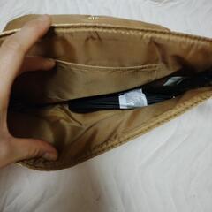 スヌーピーショルダーになるバッグの画像