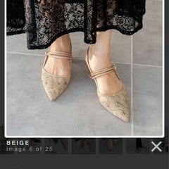 RANDAフラワー刺繍パンプスの画像