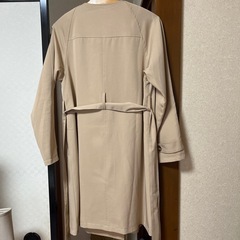 RAY CASSINトレンチコートの画像