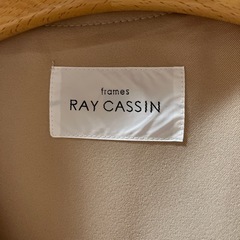 RAY CASSINトレンチコートの画像