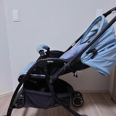 アップリカ ベビーカー(青) シングル用の画像