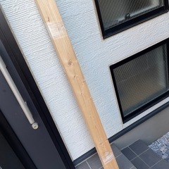 2×4     135cm×2本の画像