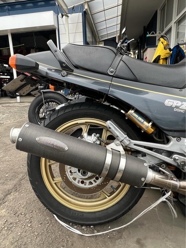 カワサキ　GPZ900R ninja