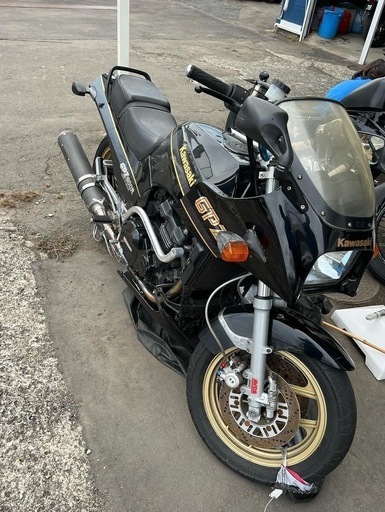 カワサキ　GPZ900R ninja