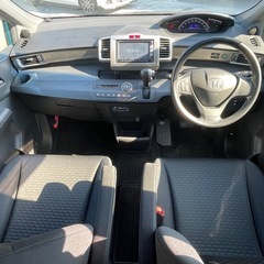 有名店製作車両！フリードスパイク！ファイブマートusdm JDMの画像