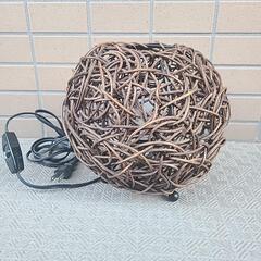 アジアンテイストなルームライト