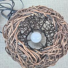 アジアンテイストなルームライトの画像