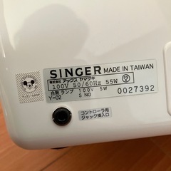 ミッキーマウス　ミシンの画像