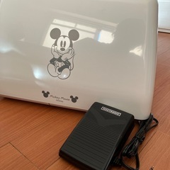 ミッキーマウス　ミシンの画像