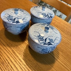 有田焼　湯呑みの画像