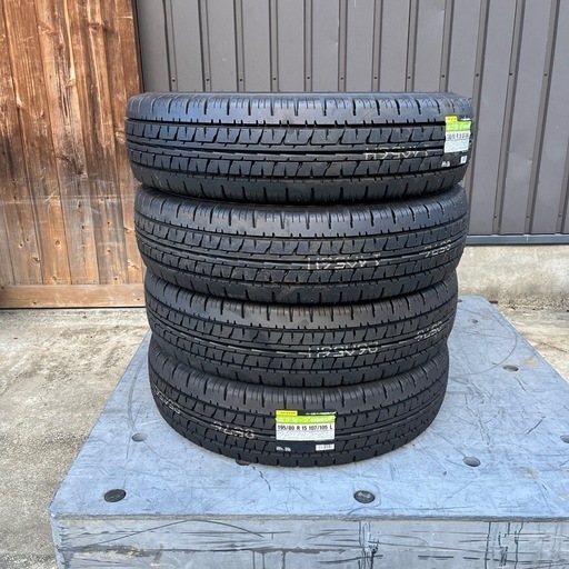 ★新品未使用 4本セット★DUNLOP ダンロップ エナセーブ VAN01 195/80R15 107/105L★