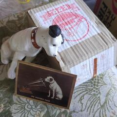 ビクター犬置き物の画像