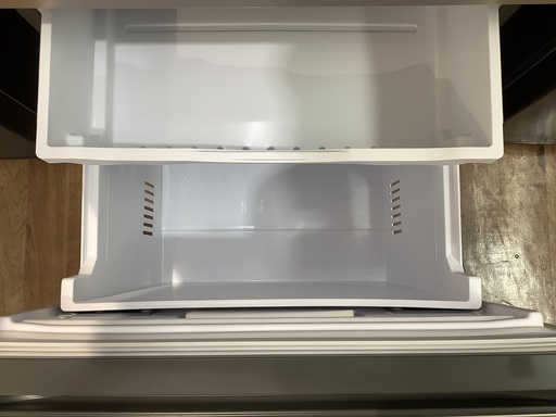 HITACHI 日立　3ドア冷蔵庫　R-27RV 2022年製