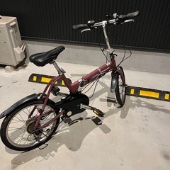 折りたたみ電動アシスト自転車の画像