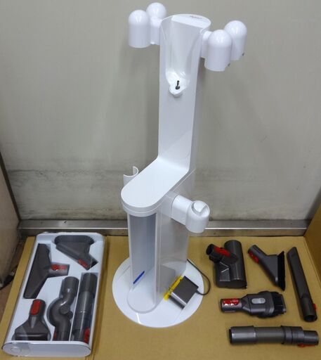 エイブイ：Dyson コードレスクリーナー V10 ツールセット/ドックスタンド付き