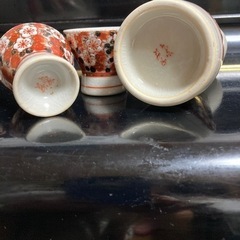 半額に値下げ‼️ ¥1,900→¥1,000   新品　九谷焼　徳利とお猪口の画像