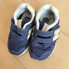 ニューバランス　靴　スニーカー　キッズ　13.0