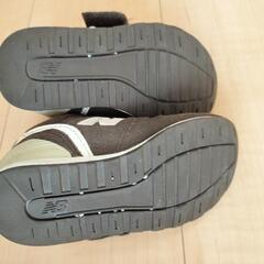 ニューバランス　キッズ　靴　スニーカー　13.5の画像