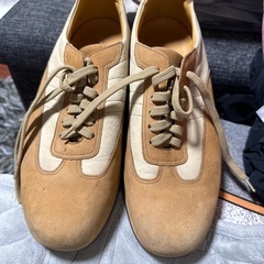 BURBERRY スニーカーの画像