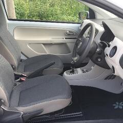 陸送無料!!車検付き！手軽に外車に乗れる!VW up！の画像