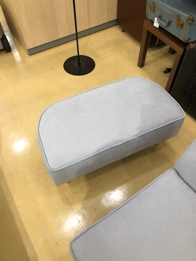 【軽トラック貸出サービス有】2人掛けソファー イーナ オットマン付 ファブリック エミリア
