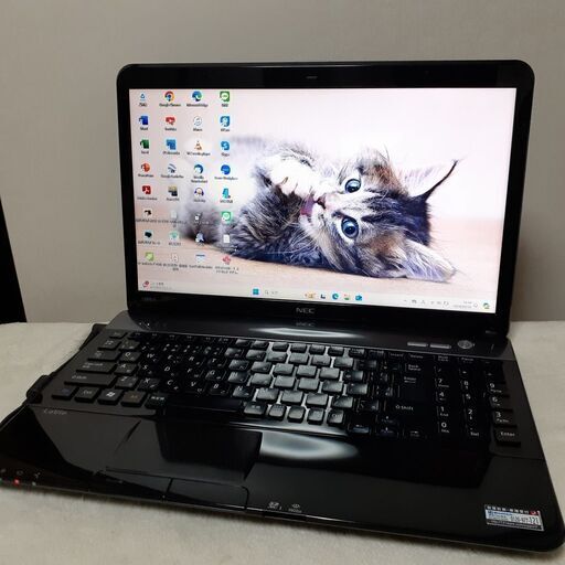 販売済み】【15インチで見やすく作業が楽】 Pentium 8GB SSD カメラ Wi