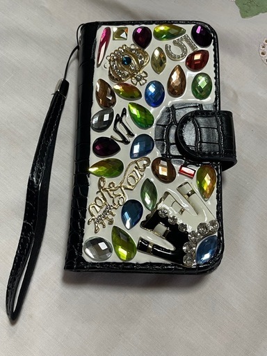 お値下げしました。キラキラ、スマホケース