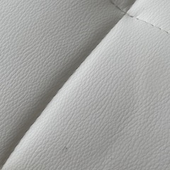 美品！デスクチェア　白の画像