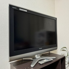 32インチ液晶テレビ　AQUOS LC-32E5