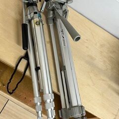 カメラの三脚の画像