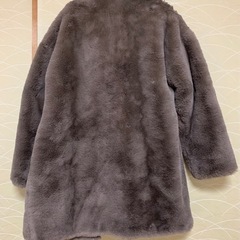ZARA  レディース　モコモココートの画像