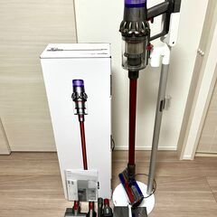 【訳あり】ダイソン Dyson v11 fluffy+ 掃除機　